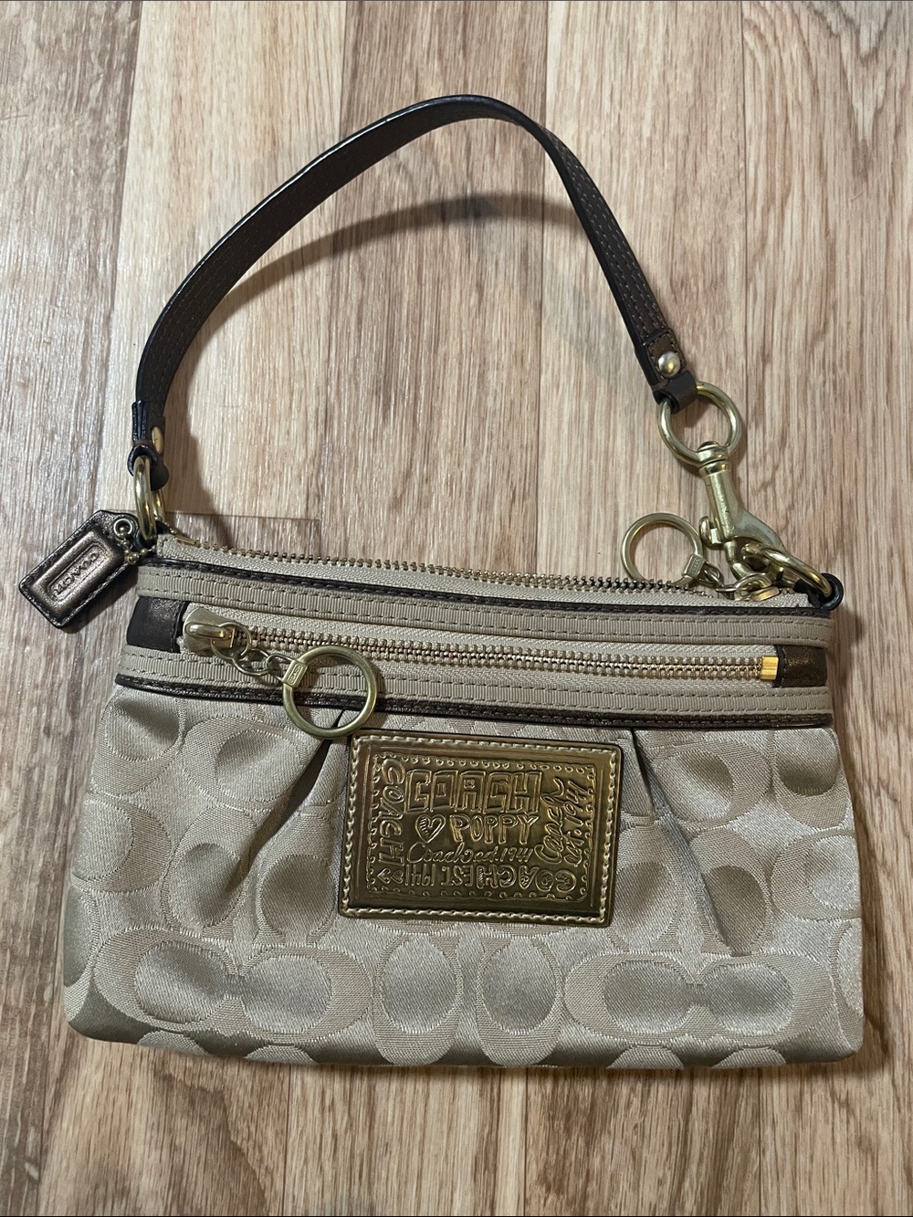 Coach Poppy Pouch